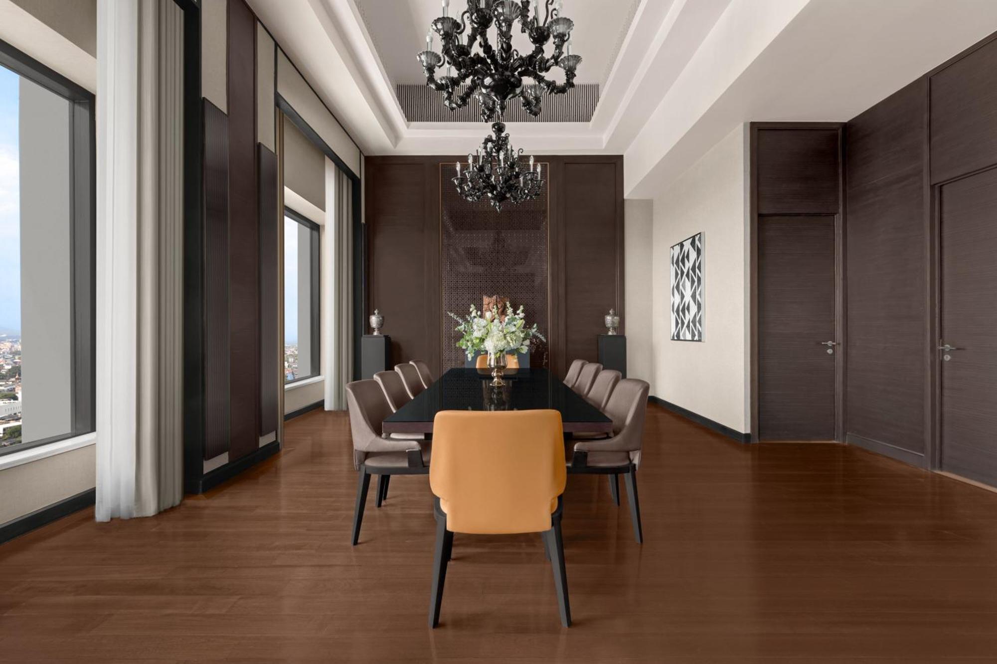โรงแรม เลอ เมอริเดียน® 5*